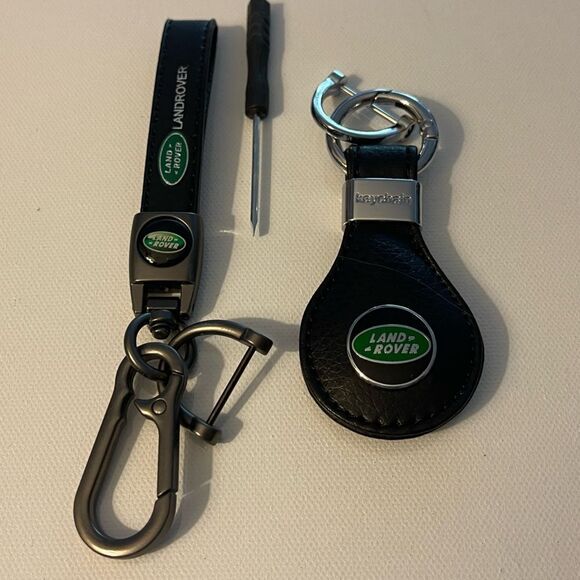 Land Rover Key Fob Keychain in Black Leather with Logo Set of 2 NWT - Picture 2 of 4